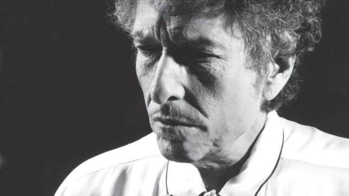 Neues Album "Triplicate": "Diese Songs gehören zu den herzzerreißendsten Dingen, die je aufgenommen wurden und ich wollte ihnen Gerechtigkeit widerfahren lassen." - Bob Dylan.