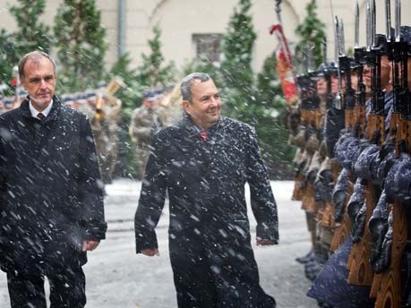 Bogdan Klich, Ehud Barak in Warschau;AFP