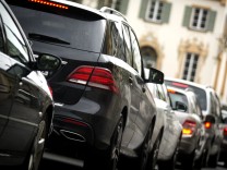 Verkehrspolitik: Wirksamer Klimaschutz geht nur mit weniger Autos