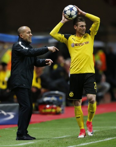 Borussia Dortmund's Matthias Ginter and Monaco coach Leonardo Jardim
