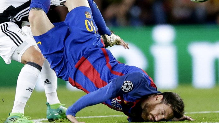 Fußball: Unsanfte Landung: Lionel Messi scheitert mit dem FC Barcelona abermals im Viertelfinale der Champions League aus.