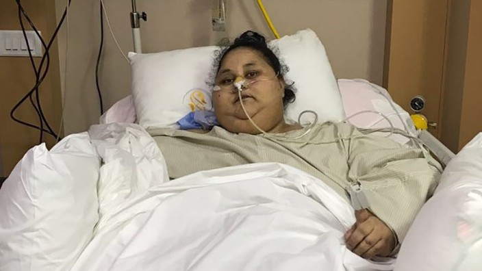 Indien: Die Ägypterin Eman Ahmed Abdelaty nach der Operation in Mumbai, Indien.