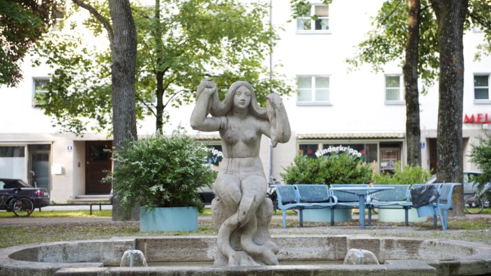 München, Karl-Preis-Platz, Melusinenbrunnen,