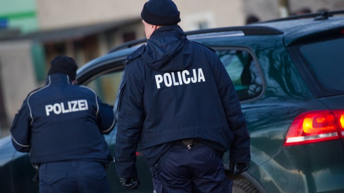 Autodiebstähle: Polizei baut Zusammenarbeit mit Polen aus