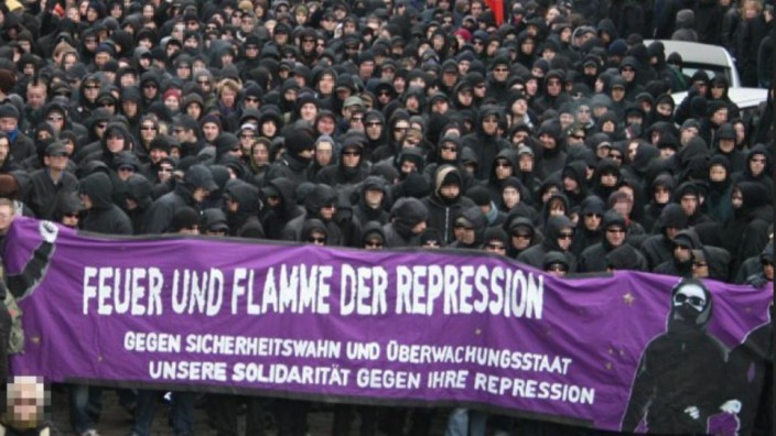 Tweet vom Parteitag: Dieses Foto stammt von einer Demonstration in Hamburg aus dem Jahr 2007.