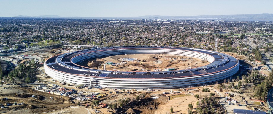 Die neue Apple Firmenzentrale in Cupertino Kalifornien kurz vor der Eröffnung Der Umzug der Anges