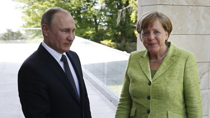 Kanzlerin Merkel in Russland
