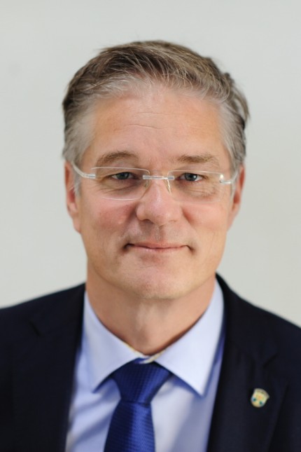 Halbzeit im Rathaus Garching: Dietmar Gruchmann ist seit 2014 Bürgermeister in Garching.