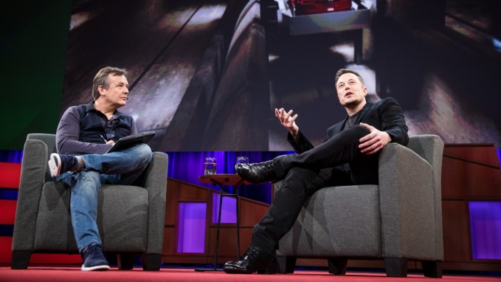 Ted Conference: Chris Anderson interviewt Elon Musk bei der Ted Conference in Vancouver.
