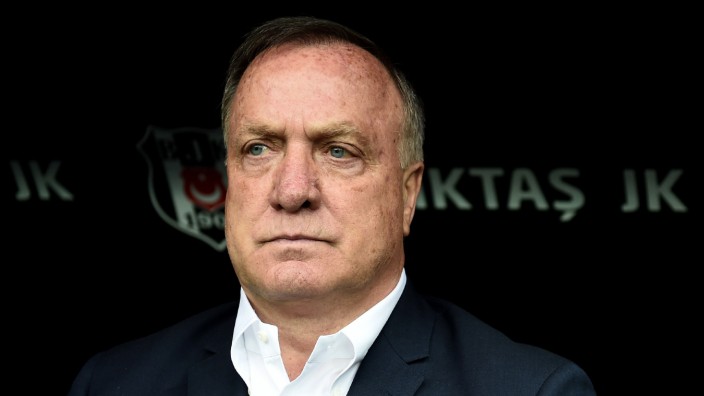 Fußball: Dick Advocaat ist aktuell noch Trainer in Istanbul.