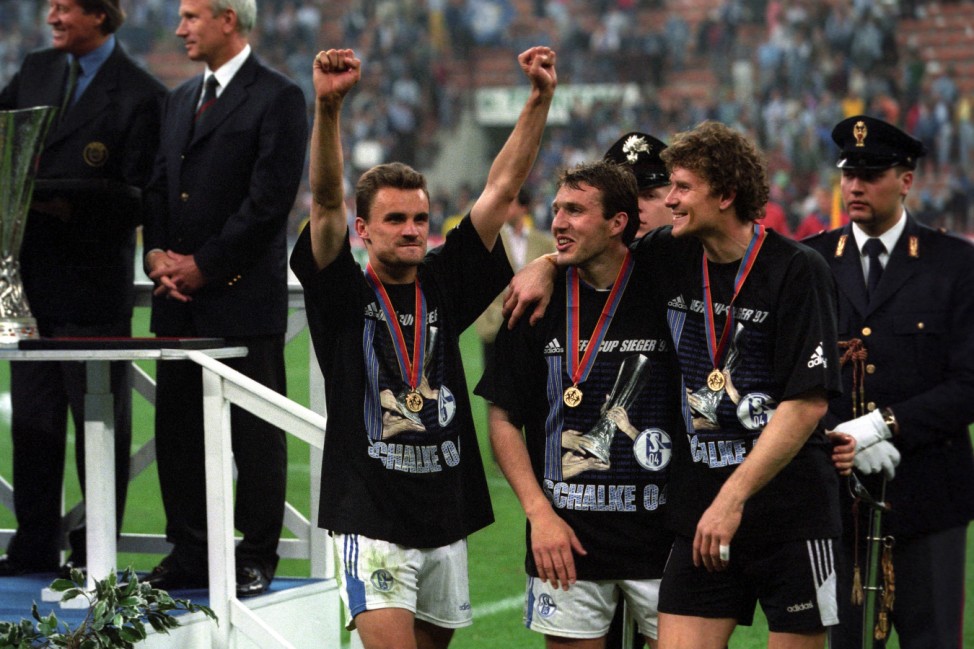 FC Schalke 04 UEFA Cup Sieger 1996 1997 v li Martin Max Marc Wilmots und Torwart Jens Lehmann; Jens Lehmann