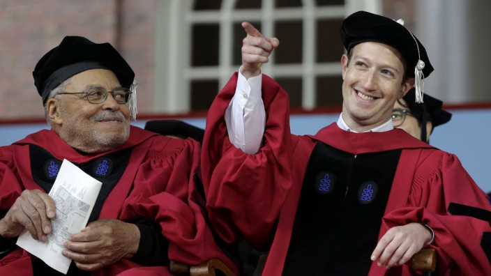 Mark Zuckerberg erhält Ehrendoktorwürde