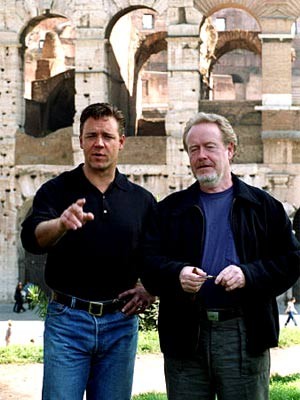 Russell Crowe und Ridley Scott in Rom bei den Dreharbeiten für Gladiator