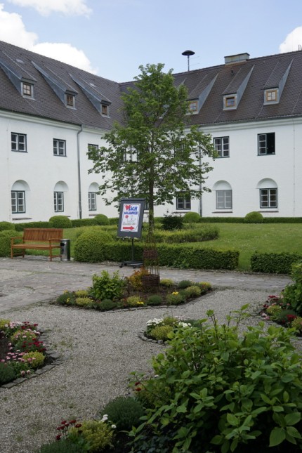 Oberschleißheim: Rund um das Hans-Scherer-Haus im historischen Kloster will der Katholische Männerfürsorgeverein ein Wohnquartier für 1400 Menschen entwickeln.