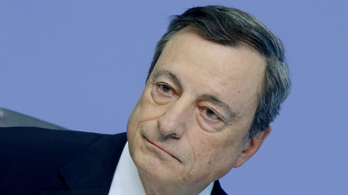 EZB: Die Statements zu den EZB-Sitzungen sind sehr ähnlich. Man muss schon sehr genau hinhören, um zu merken, ob Draghi ein Wort durch ein anderes ersetzt.