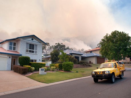 Buschbrände in Australien bedrohen Häuser hunderter Menschen;dpa