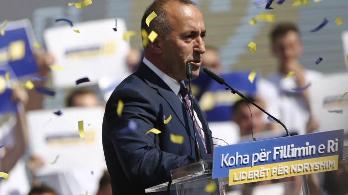 Wahlen im Kosovo: Der ehemalige Kommandeur der UÇK, Ramush Haradinaj, soll erneut Ministerpräsident werden.