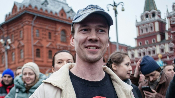 Nemzow-Preis für Ildar Dadin: Im April 2014 war Dadin nicht allein unterwegs, sondern protestierte mit anderen Aktivisten gegen die Festnahme von Demonstranten.