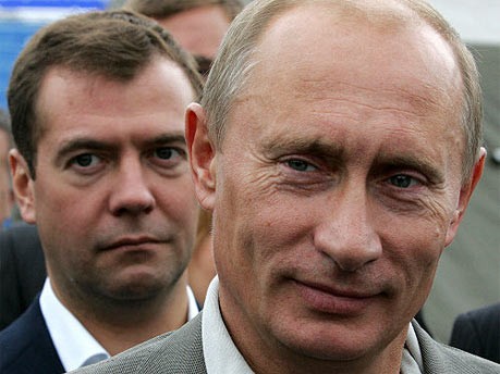 Putin; Medwedew; AFP