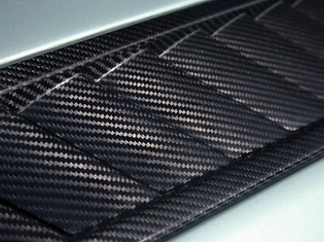 Aston Martin Vantage V12; Pressinform