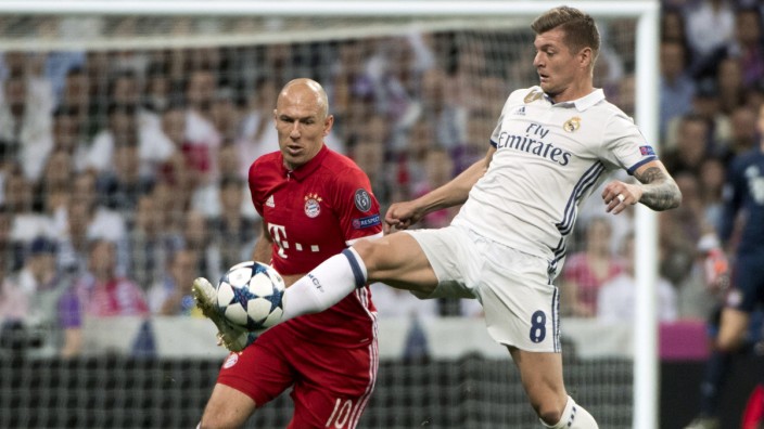 Fußball: Bald in einer Superliga zu sehen? Duelle zwischen Bayern München und Real Madrid (hier Arjen Robben gegen Toni Kroos).