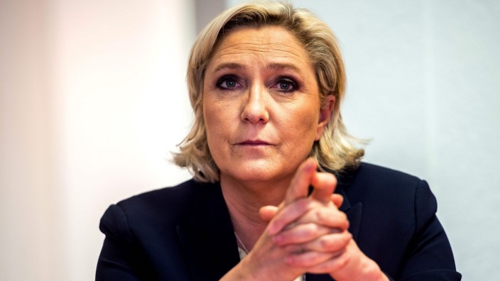 Wie rechts ist der Front National?: "Marine Le Pens Vater schlug mit der Faust auf den Tisch, sie hingegen ist ruhiger, benutzt ein anderes Vokabular."