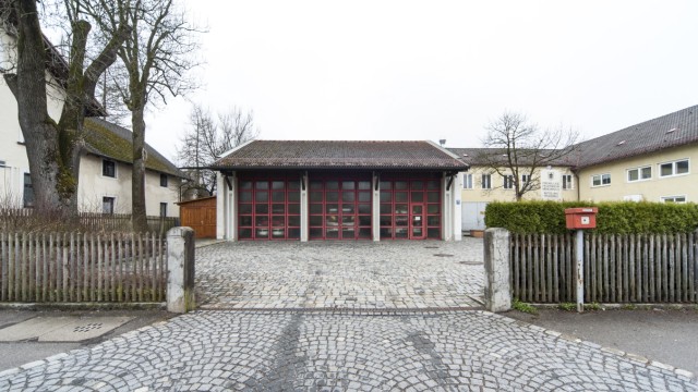 Trudering: Auf der Suche nach einem neuen Standort für die Feuerwache und das Bayerische Rote Kreuz in Trudering hat das Kommunalreferat ein Grundstück an der Bajuwarenstraße vorgeschlagen.
