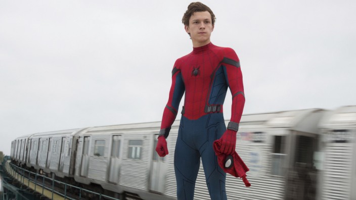 Kino: Ein "freundlicher Nachbarschafts-Spider-Man" will dieser Peter Parker (Tom Holland) nicht sein.