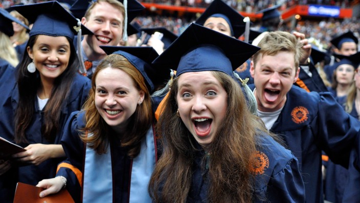 Graduates USA Student Loans