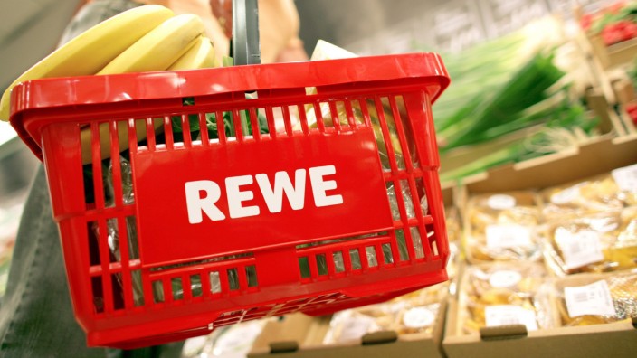 Rewe Group soll sky-Märkte mit Frischeprodukten beliefern