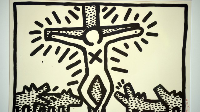 Ottobrunn: Keith Harings charakteristische Darstellung des Gekreuzigten ist eines der modernsten Werke in der Ausstellung.