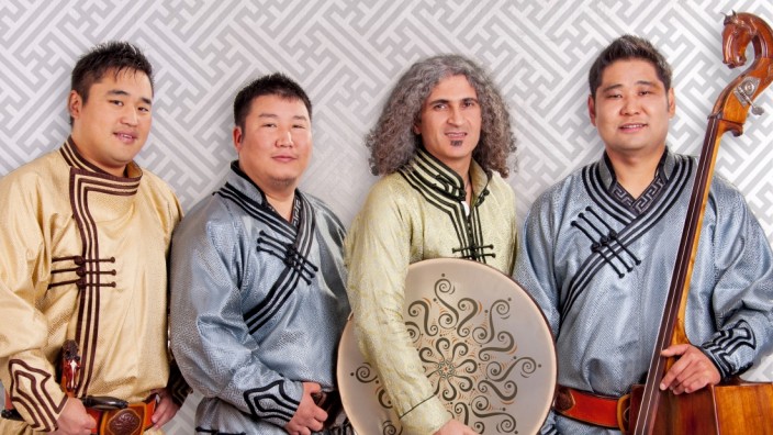Seedaa "mongolian meets oriental"