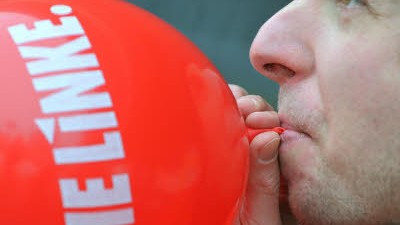 Streit und Austritte bei der Linkspartei: Der Ballon könnte bald platzen: Die Linkspartei im Superwahljahr 2009.