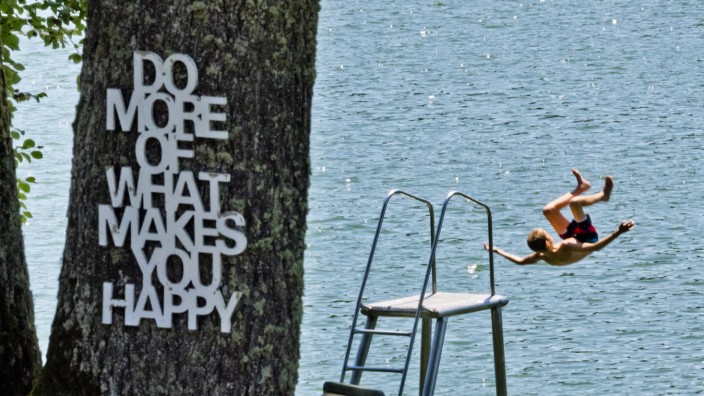 Im Frühjahr: Do more of what makes you happy: Ein Sommertag am See ist dafür ja schon ein guter Anfang. Allzu viel wird am Freizeitgelände wohl auch in Zukunft nicht verändert.