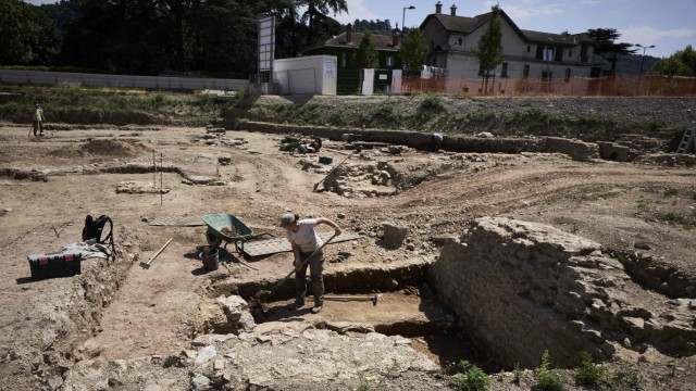 Archäologie: Blick auf die Grabungsstätte.