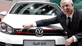 VW-Chef Winterkorn: VW-Chef Martin Winterkorn sagt: "Ein weiter so kann es nicht geben."