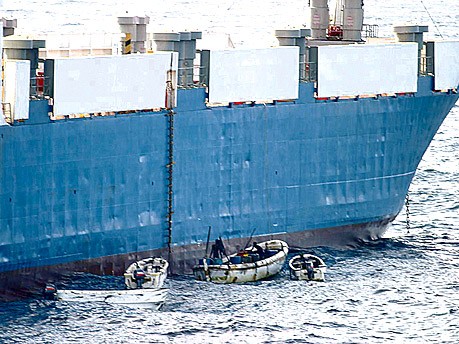 Tanker Schiffe Piratenüberfall