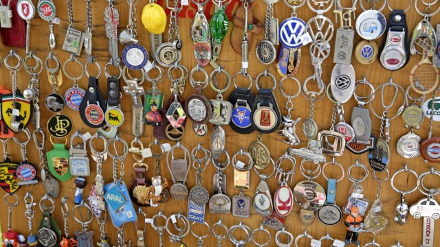 Besuchermagnet: Beim 4. Münsinger Oldtimertreffen waren die Schätzchen versammelt. Deren Zündschlüssel sollten natürlich am adäquaten Schlüsselanhänger aufbewahrt sein.
