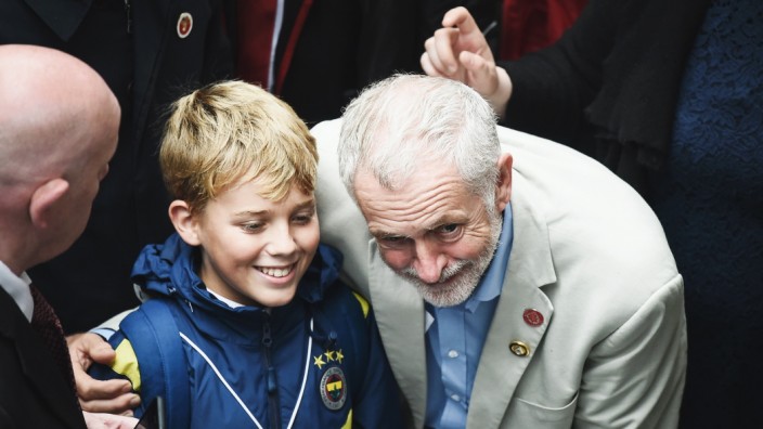 Jeremy Corbyn Visits Scotland In An Attempt To Win Back Support