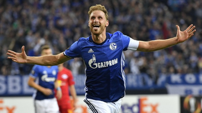 FC Schalke 04: Benedikt Höwedes: Geht mit Giftspritze