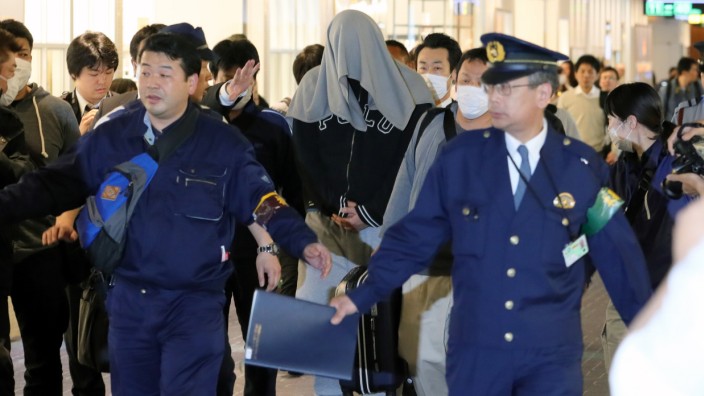 Japan: Verurteilungsquote wie in Diktaturen: Festnahme in Japan.