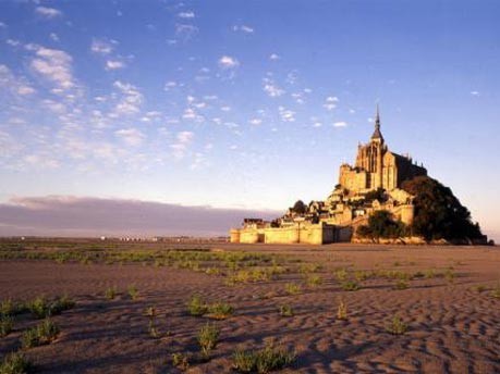 Die Verlandung des Mont-Saint-Michel wird gestoppt, dpa