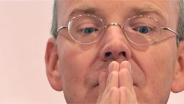 Martin Blessing: Würde er die Dresdner Bank noch einmal kaufen? "Ich weiß es nicht genau", sagt Martin Blessing