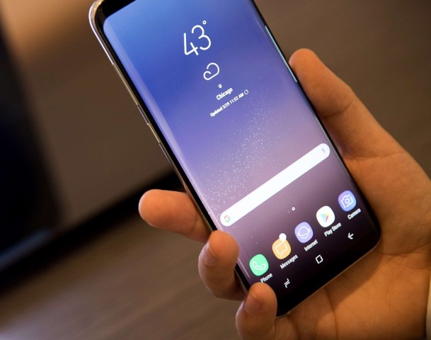Samsung Unveils New Galaxy S8 Phone