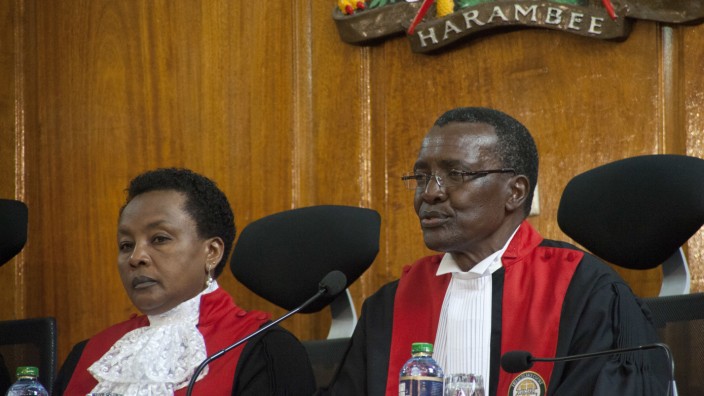 Ungültige Wahl in Kenia: Die Wahlen vom 8. August seien weder transparent noch nachvollziehbar verlaufen, begründete Richterin Philomena Mwilu die Entscheidung des Gerichts, das Ergebnis zu annullieren.