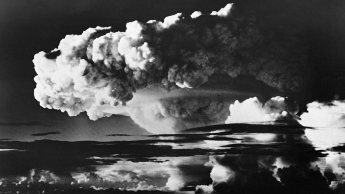 Atomkonflikt: So sieht es aus, wenn eine Wasserstoffbombe explodiert. Am 1. November 1952 zündeten die USA auf einem Atoll der Marshall-Inseln erstmals eine solche Waffe.
