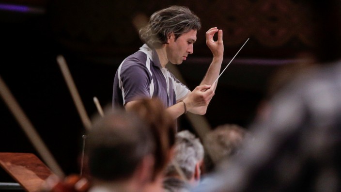 Vladimir Jurowski, principal conductor of the London Philharmonic Orchestra and the George Enescu festival's new artistic director conducts a reherasal of 'Oedipe\