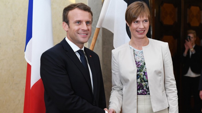 EU-Treffen in Estland: Estlands Präsidentin Kersti Kaljulaid (r.) begrüßt Frankreichs Präsidenten Emmanuel Macron in Tallinn.