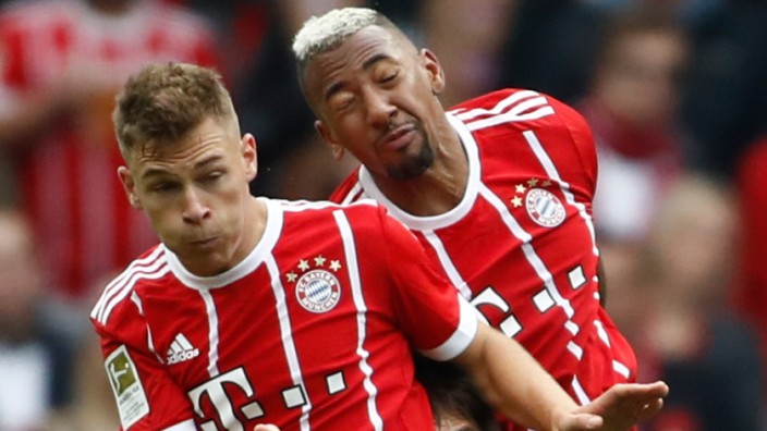 Hertha gegen Bayern: Joshua Kimmich (l.) und Jérôme Boateng (r.) schaffen es nicht, die Bayern-Abwehr gegen Berlin zusammenzuhalten.