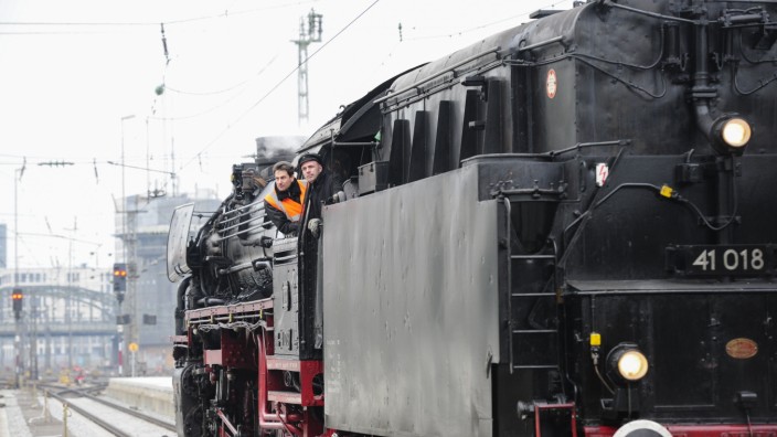 Historische Dampflokomotive in München, 2016